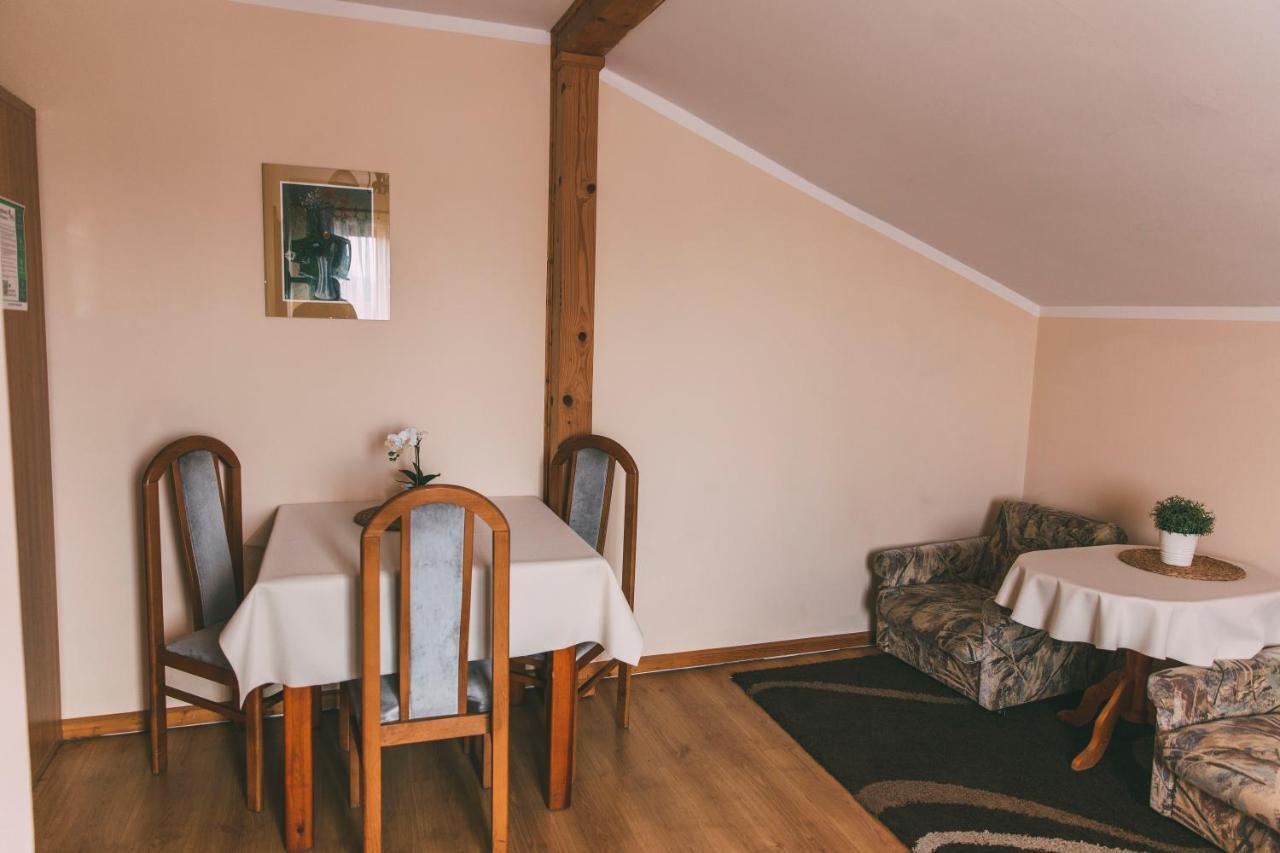 Pokoje Goscinne & Restauracja Pestka Choczewo Dış mekan fotoğraf